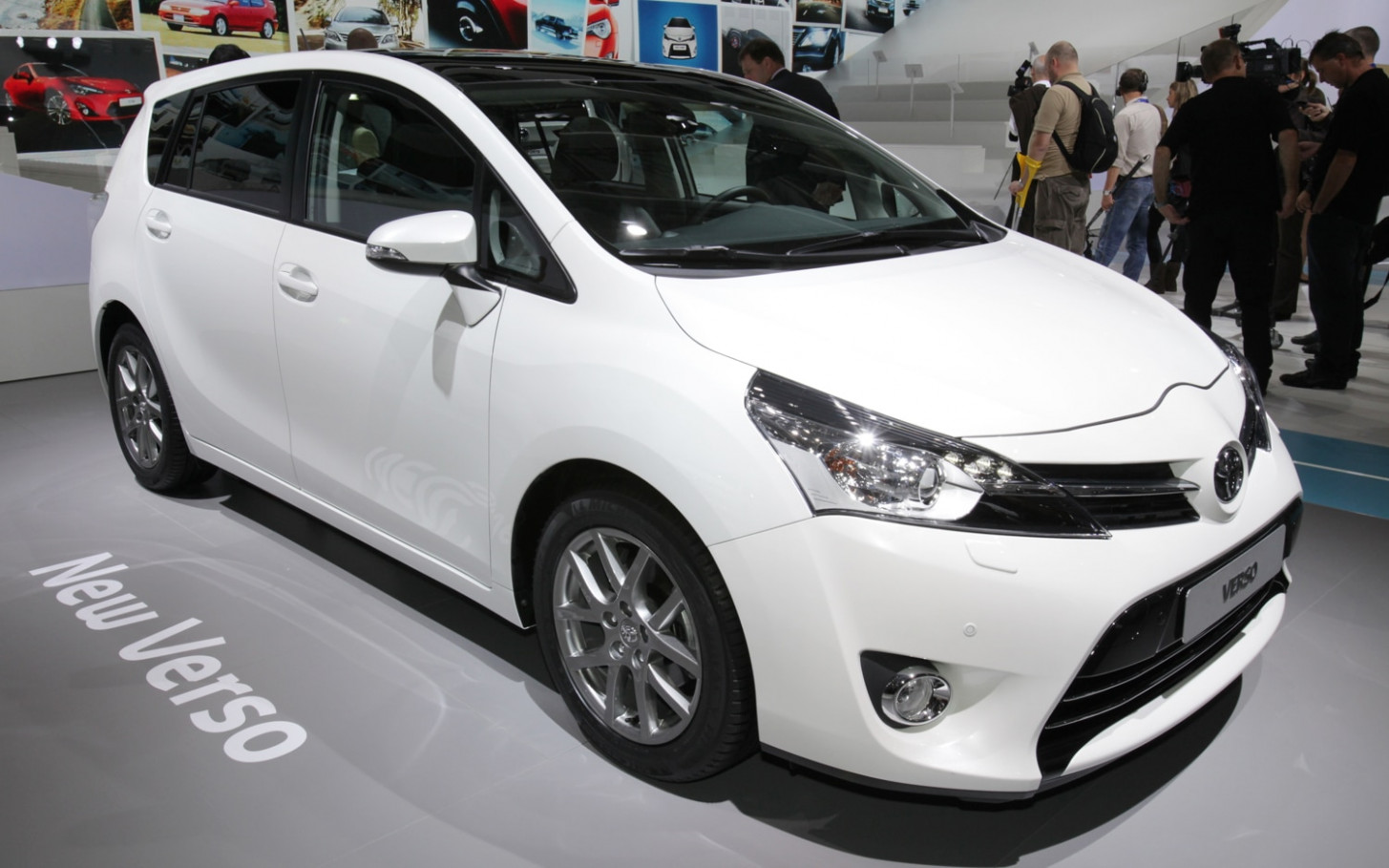 10 Toyota Verso