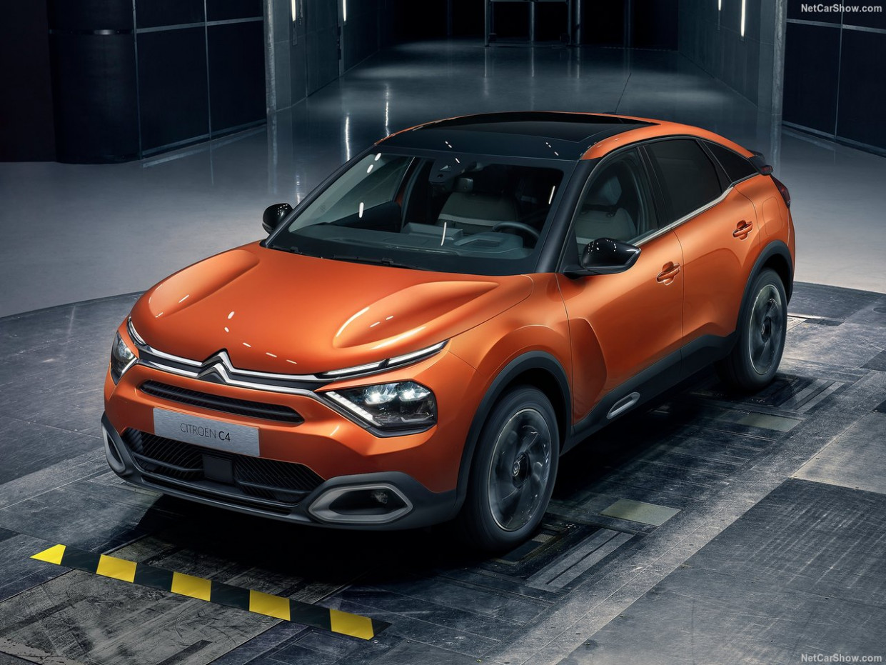 12 Citroen C12 And e-C12 Are Not Your Usual Compact Hatchbacks