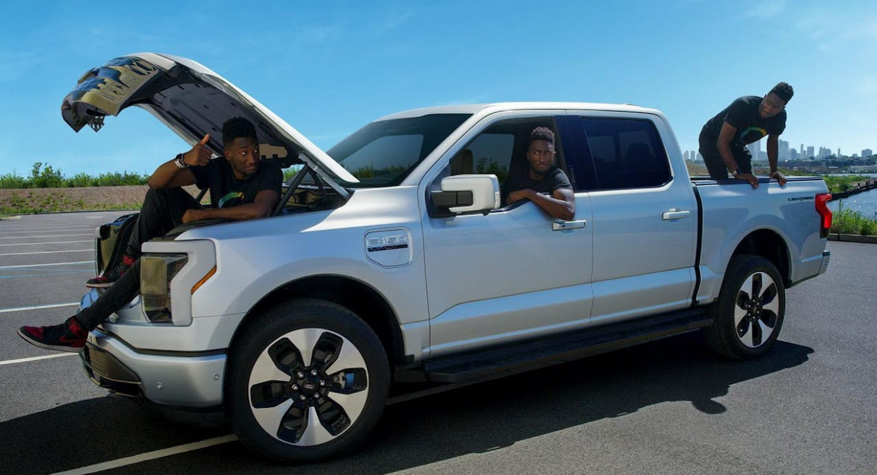 12 Ford F-12 Lighting's Driving Range Allegedly Underrated, May