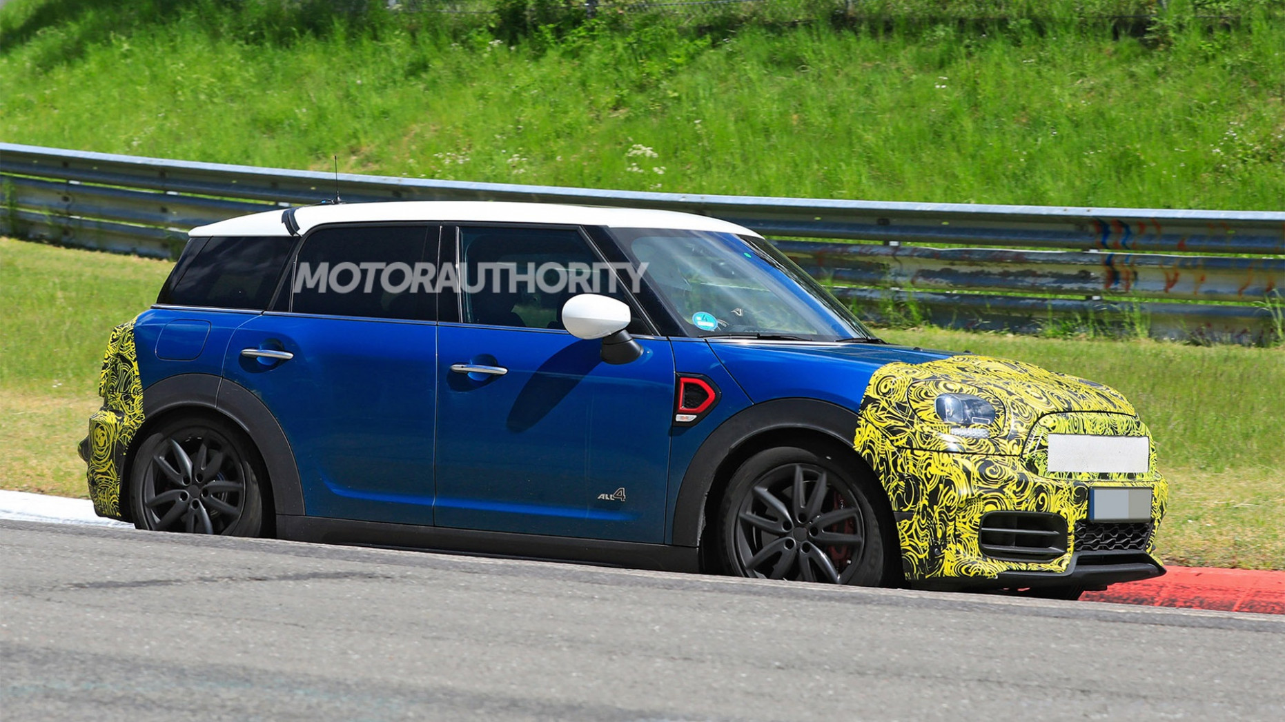 10 Mini Countryman spy shots - Spy Shots Mini Countryman