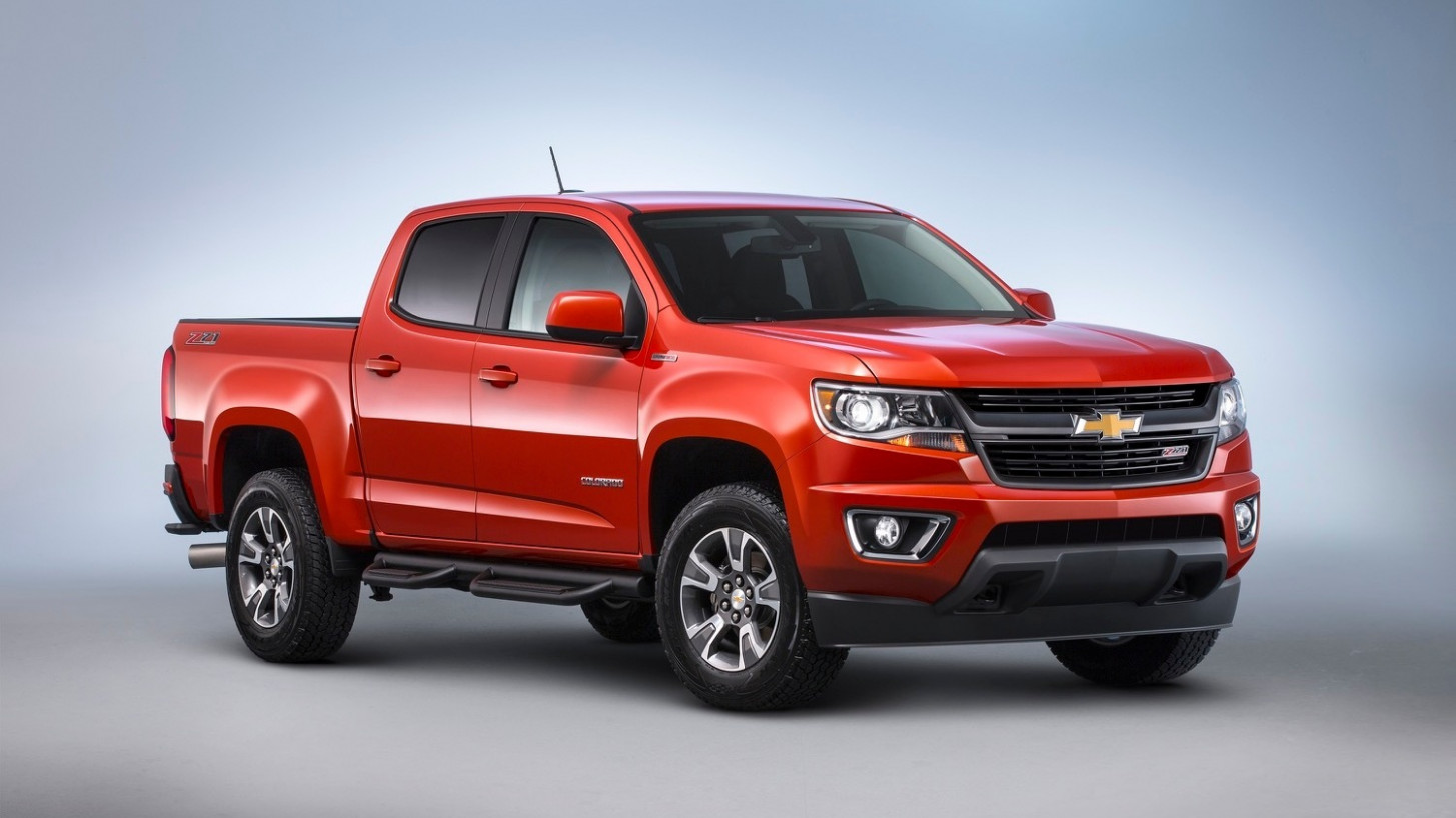 Duramax - Green Car Photos, News, Reviews, and Insights - Green  - 2024 Chevy Colarado Diesel