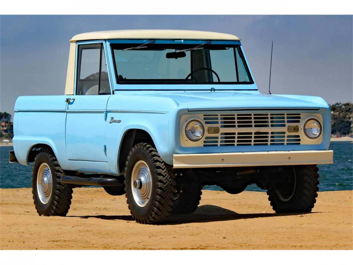 3 Ford Bronco for sale in San Diego, CA / classiccarsbay.com