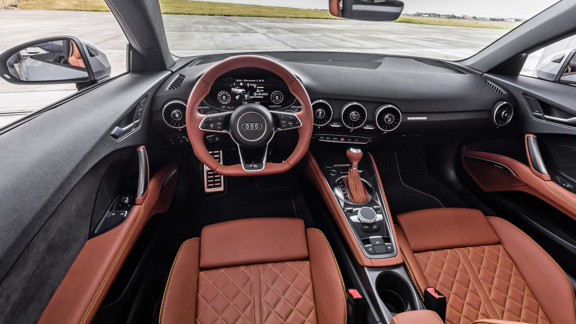 Audi TT 4 Years Edition -- "Baseball Leather" is Back