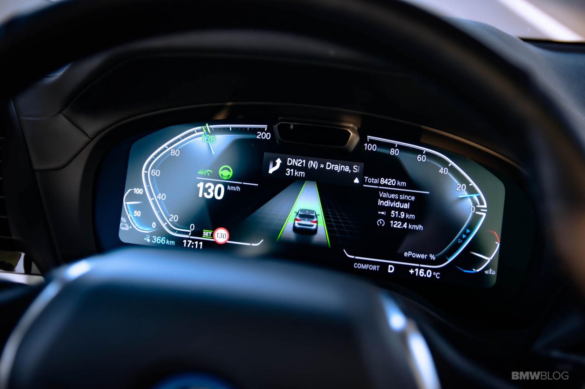 BMW Lane Departure Warning system to get an update this summer - bmw lane departure warning