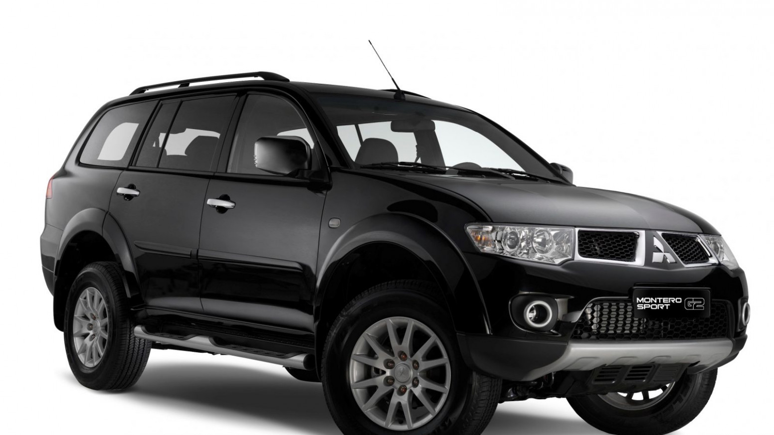 Mitsubishi Montero – Tortola Car Rental